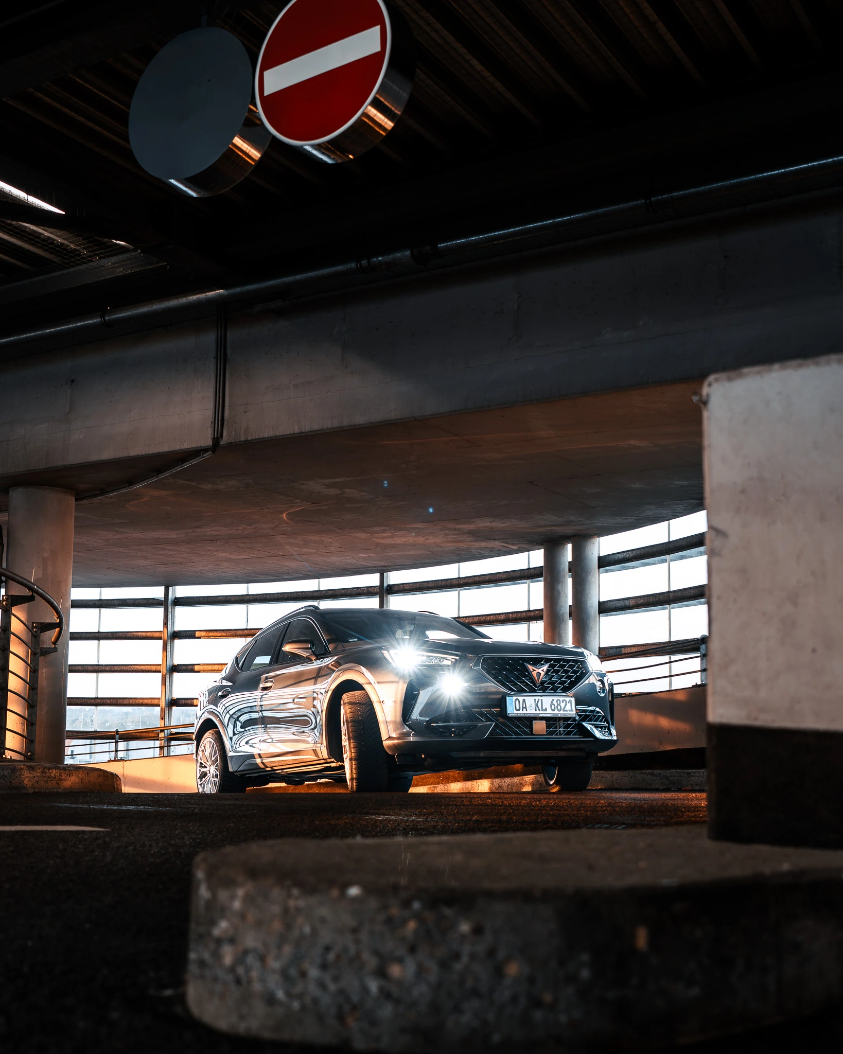 Autofotografie Allgäu – Fahrzeug im Detail in natürlichem Licht